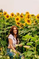Shelby_Sunflowers_Session-06637
